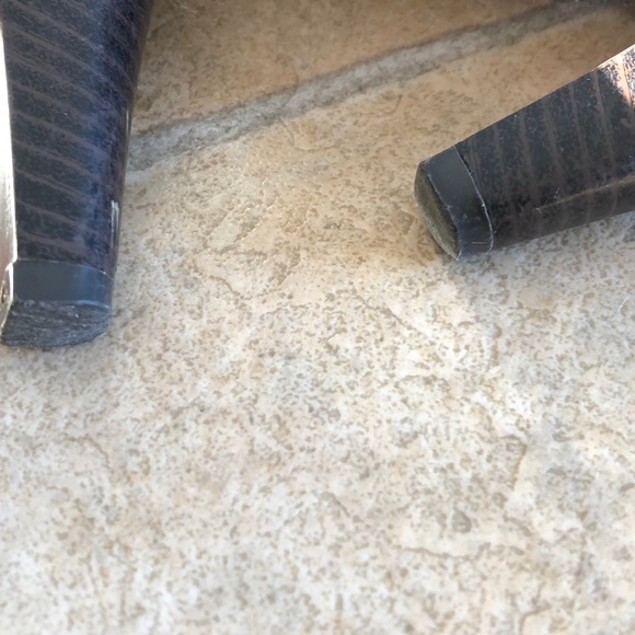 ‘Maurices’ brown high heel shoes - Picture 5 of 10